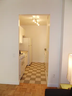 Rented by Site Realty Services | media 7
