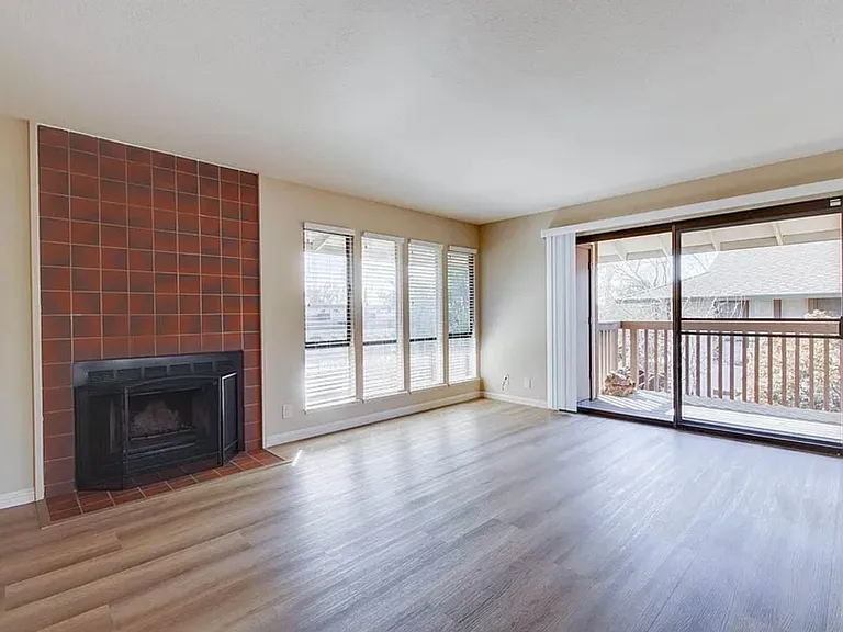 2415 Horizon Ln #129 — Photo 6