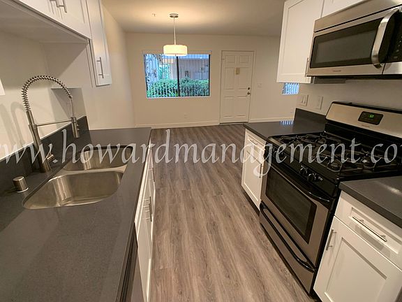 5th image of 8815 Cynthia St #105