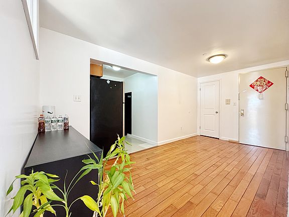 2nd image of 4721 8th Ave APT 6C