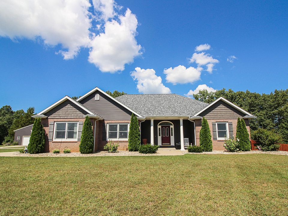 1st image of 17700 Brad Ln