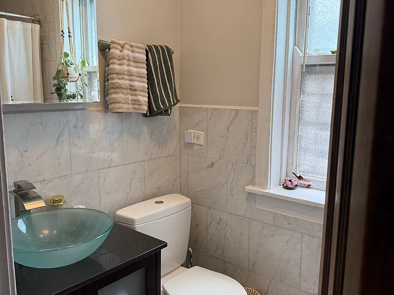 2237 N Fremont St #1 — Photo 19