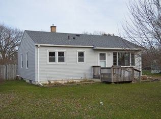 216 1st St, Washburn, IA 50702