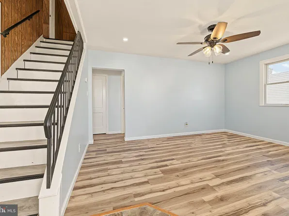209 Union Ave, Bellmawr, NJ 08031