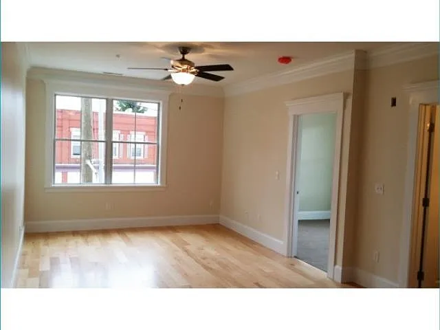 2 Silver St #6 — Photo 6