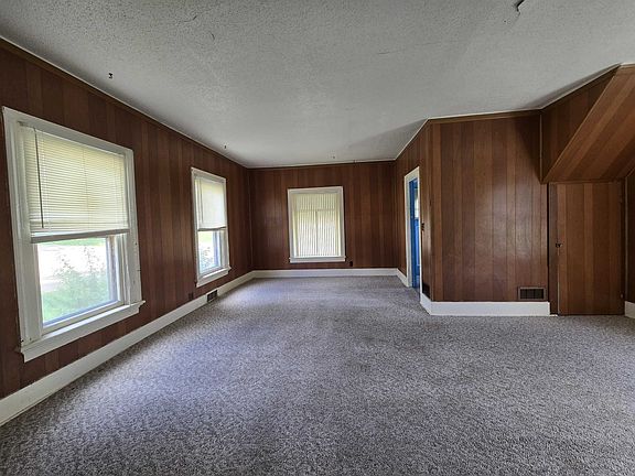 5th image of 402 W Dixon St
