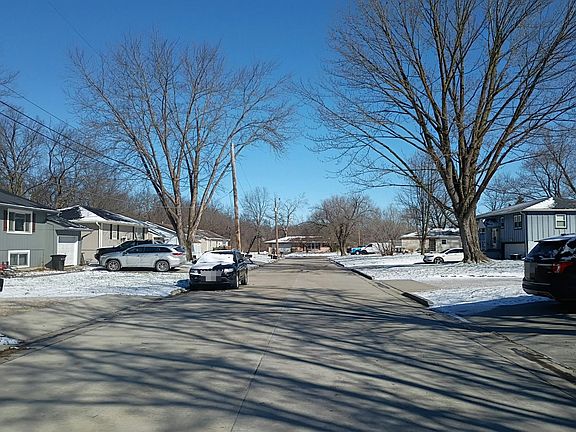 4th image of 1403 Ridgeway Dr