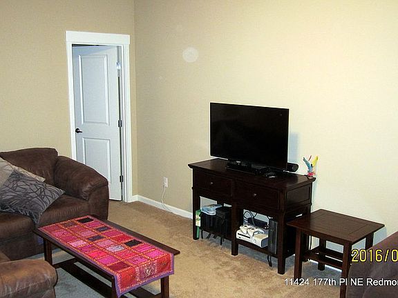 3rd image of 11424 177th Pl NE