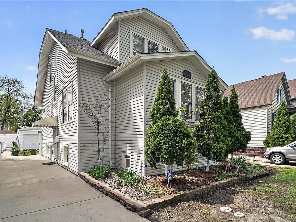 1st image of 2726 S 60th Ct