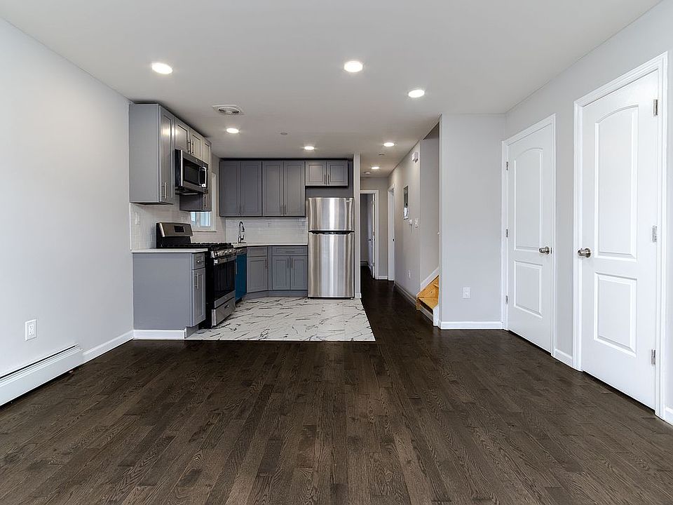 1st image of 172-41 126th Ave #1