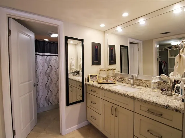 3900 Galt Ocean Dr #1004 — Photo 13