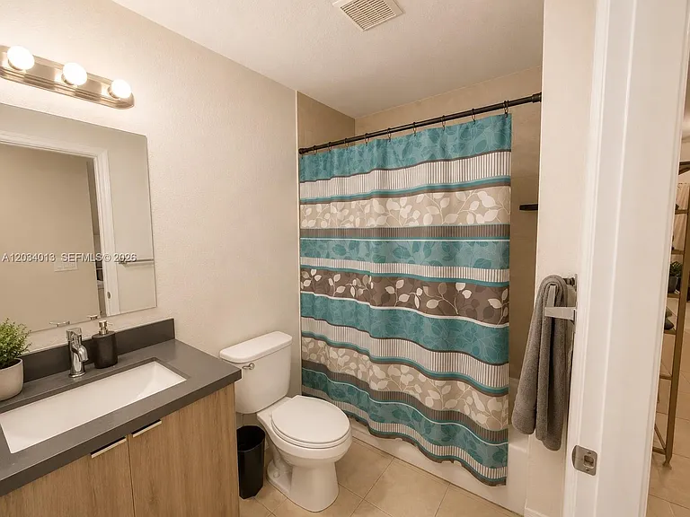 3874 SW 48th Ave #3874 — Photo 11