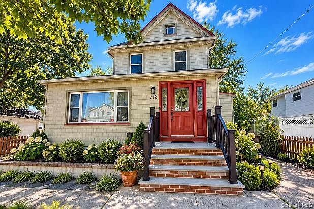 1st image of 712 Parsonage Street