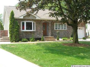 16 Linda Pl, Hazlet, NJ 07730