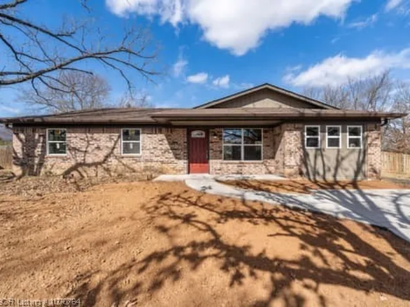 405 Crest Ct, Poteau, OK 74953