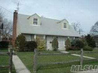 1532 Steele St, Elmont, NY 11003