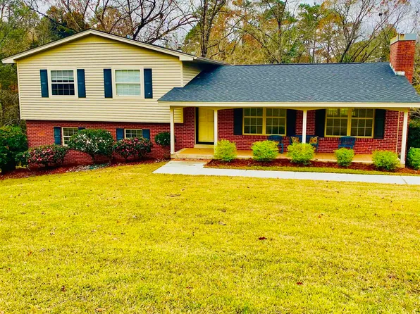 1215 Valley View Dr, Andalusia, AL 36421