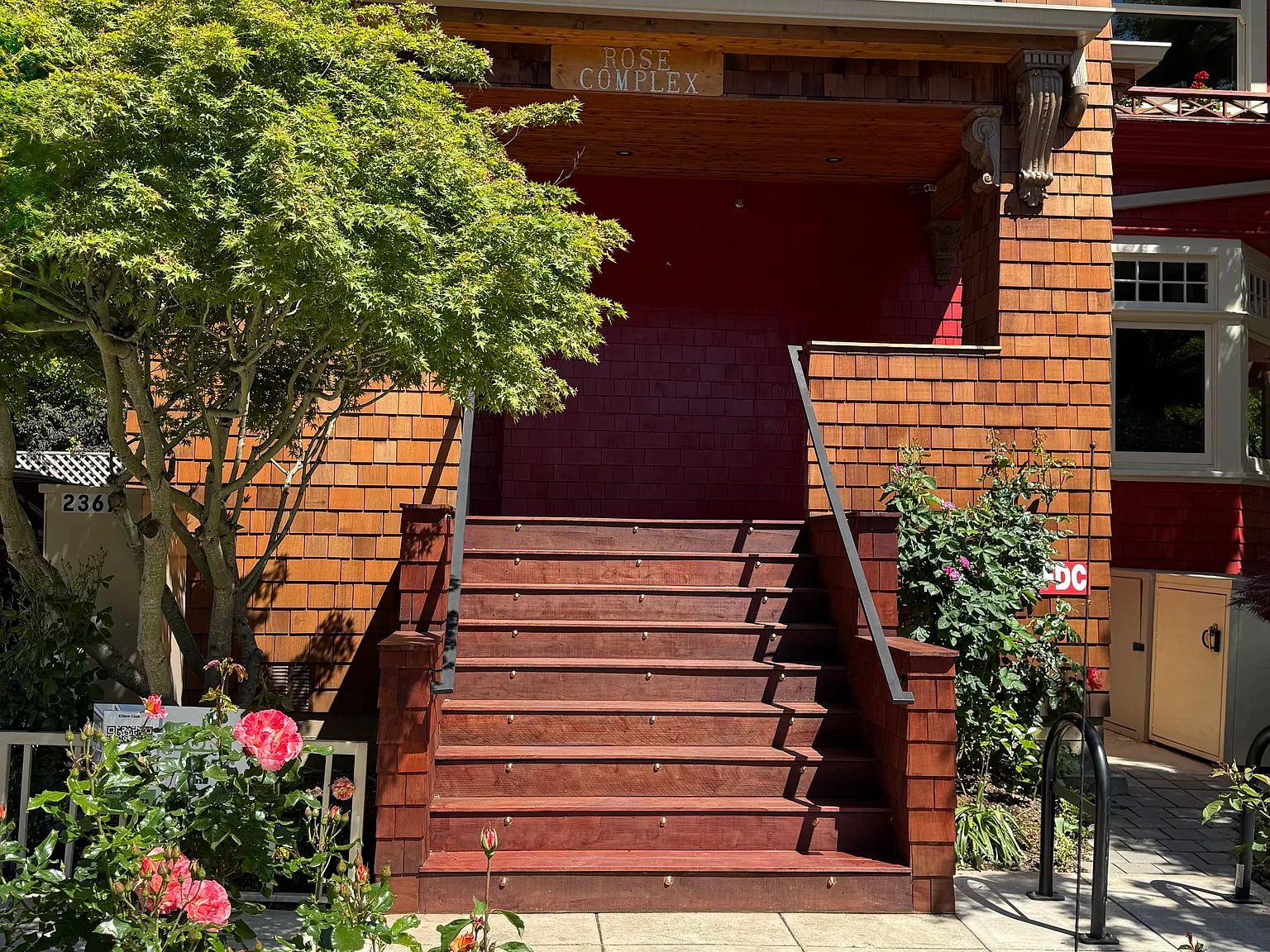 2367 NW Kearney St — Photo 2