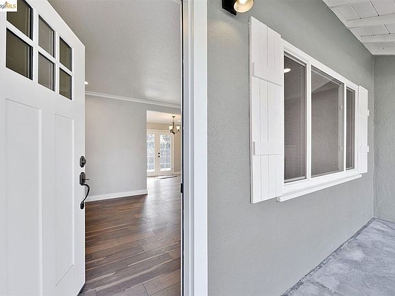 5th image of 206 Bart Ave