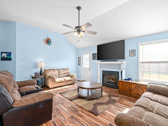 5th image of 1384 Mutual Dr