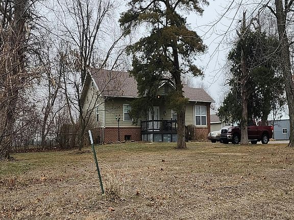 3rd image of 17605 E Overland Rd