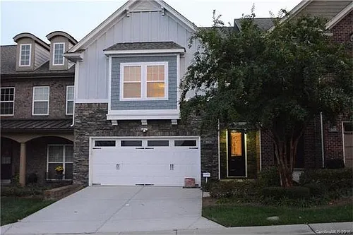 16434 Hawfield Woods Ln Photo 1