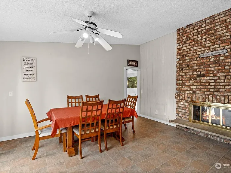 19209 SE 324th St — Photo 12