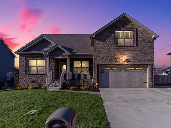 3rd image of 1003 Sunrise Dr