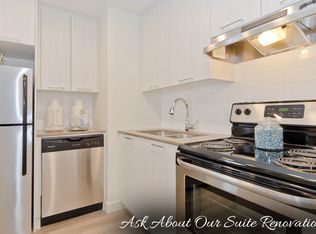 Chateau Apartments, Calgary, AB T2P 1X5