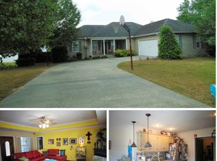 102 Cypress Cir, Albertville, AL 35950