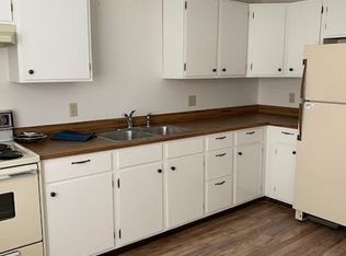 2026 Pioneer Ave APT 4, Cody, WY 82414