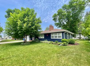 329 N Spring Ave, Springfield, MN 56087
