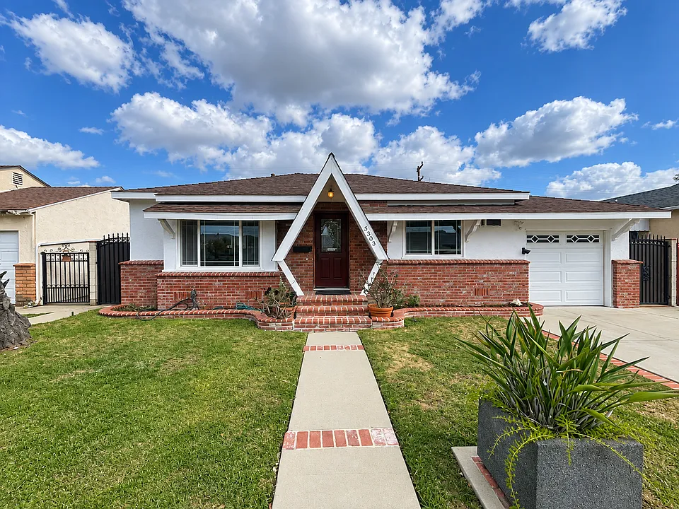 5303 W 123rd Pl