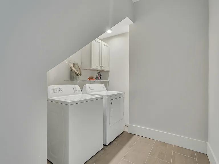 96 Red Cedar St #A — Photo 30