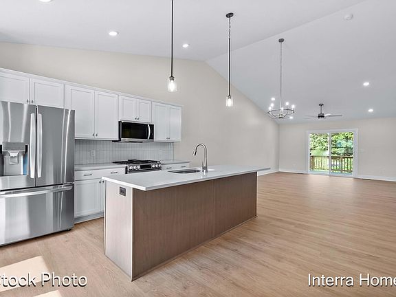 3rd image of 1593 N Village Cir
