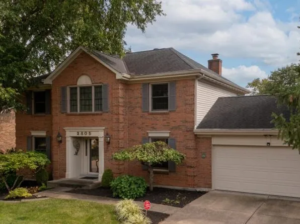 2805 Deerfield Dr, Villa Hills, KY 41017