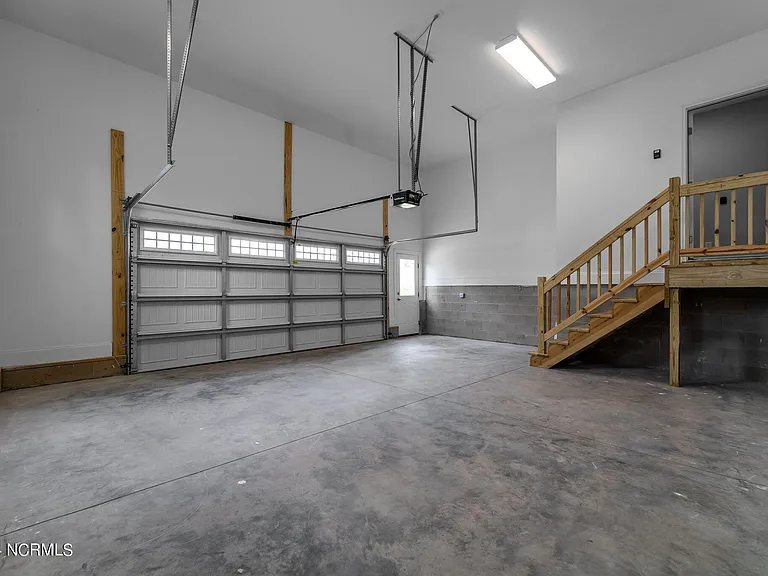 428 Gretchen Rd — Photo 42