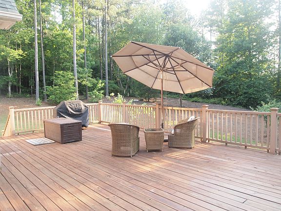 Privacy and Wooded View