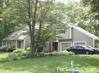 88 Robin Hill Rd, Holliston, MA 01746