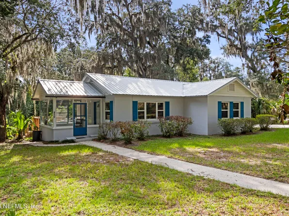 915 S 13TH Street, Palatka, FL 32177