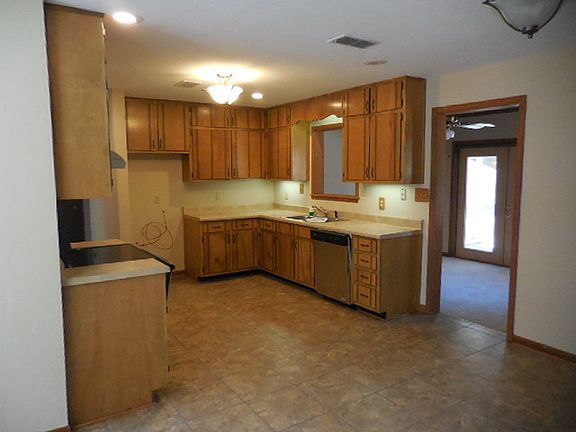 5th image of 2712 Parsons Rest