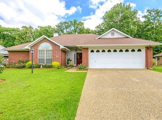 9861 Amblewood Ln, Shreveport, LA 71118