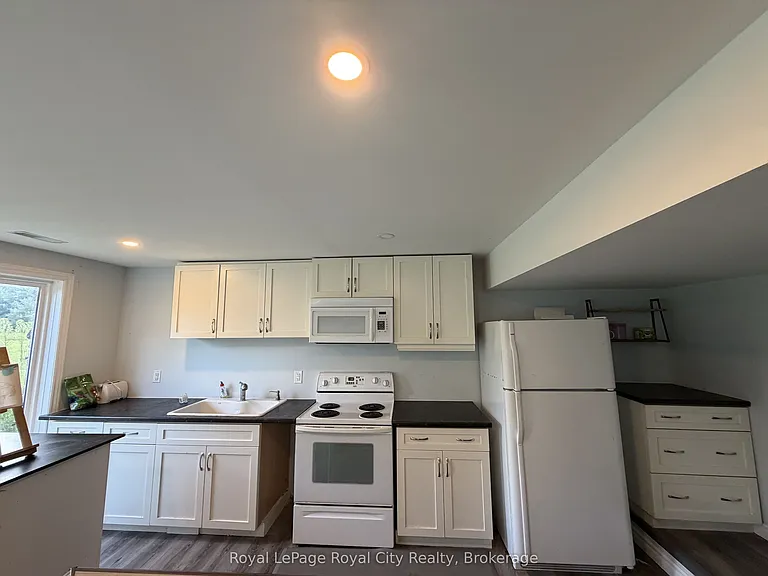 287 Clair Rd E #BASEMENT — Photo 3