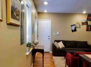 821 N Franklin St #3, Philadelphia, PA 19123