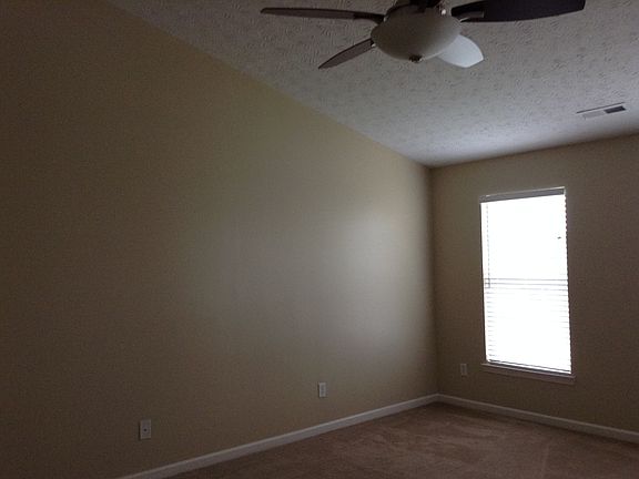 5th image of 2360 Featherston Ct