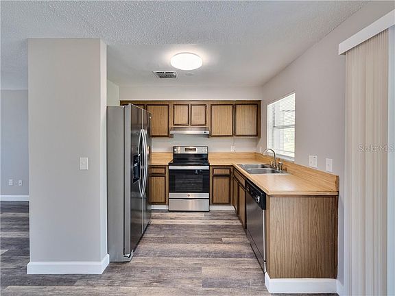 3rd image of 3978 Spoonbill Ave