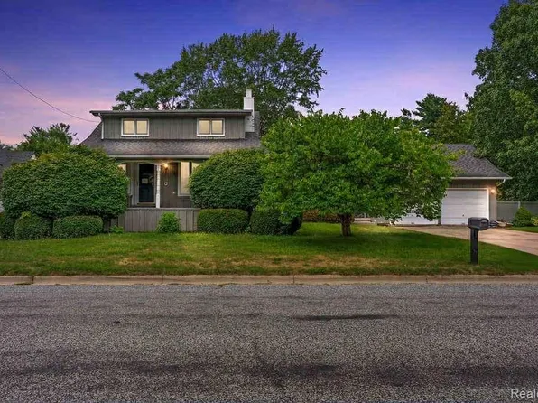 3873 State St, Bridgeport, MI 48722