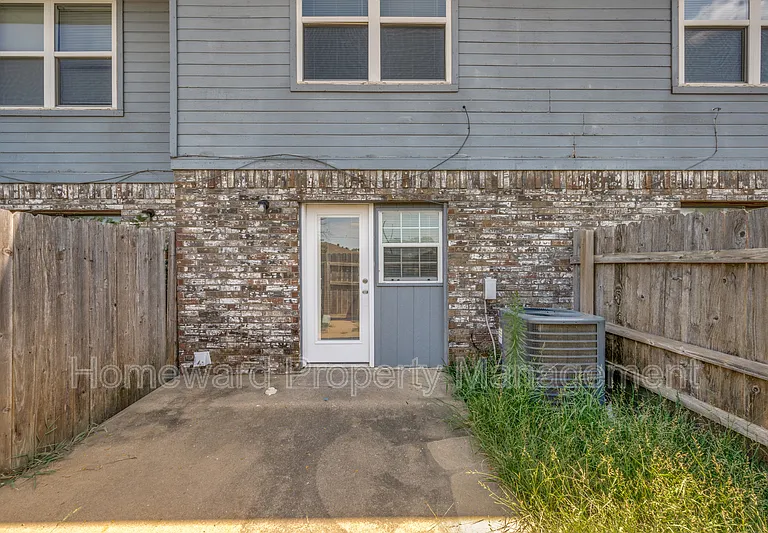 604 Meadow View Ct #3 — Photo 12