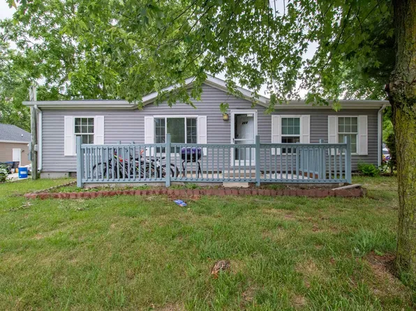 224 S 27th St, Goshen, IN 46528