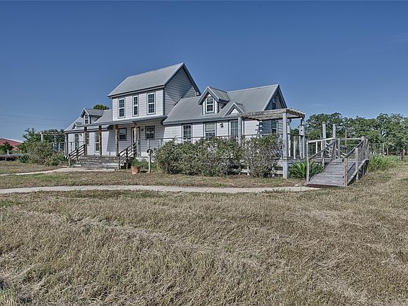 2nd image of 2980 Rabbs Prairie Rd